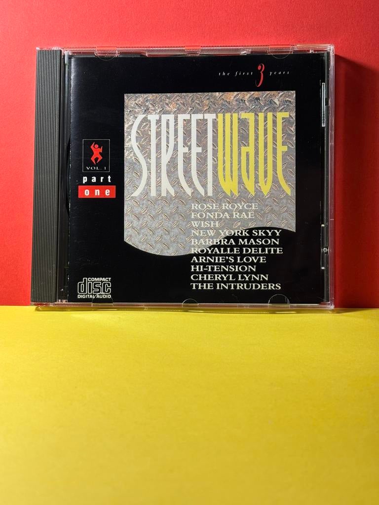 Streetwave - the first three years - part one / nieuwstaat, Cd's en Dvd's, Cd's | Dance en House, Verzenden, Zo goed als nieuw