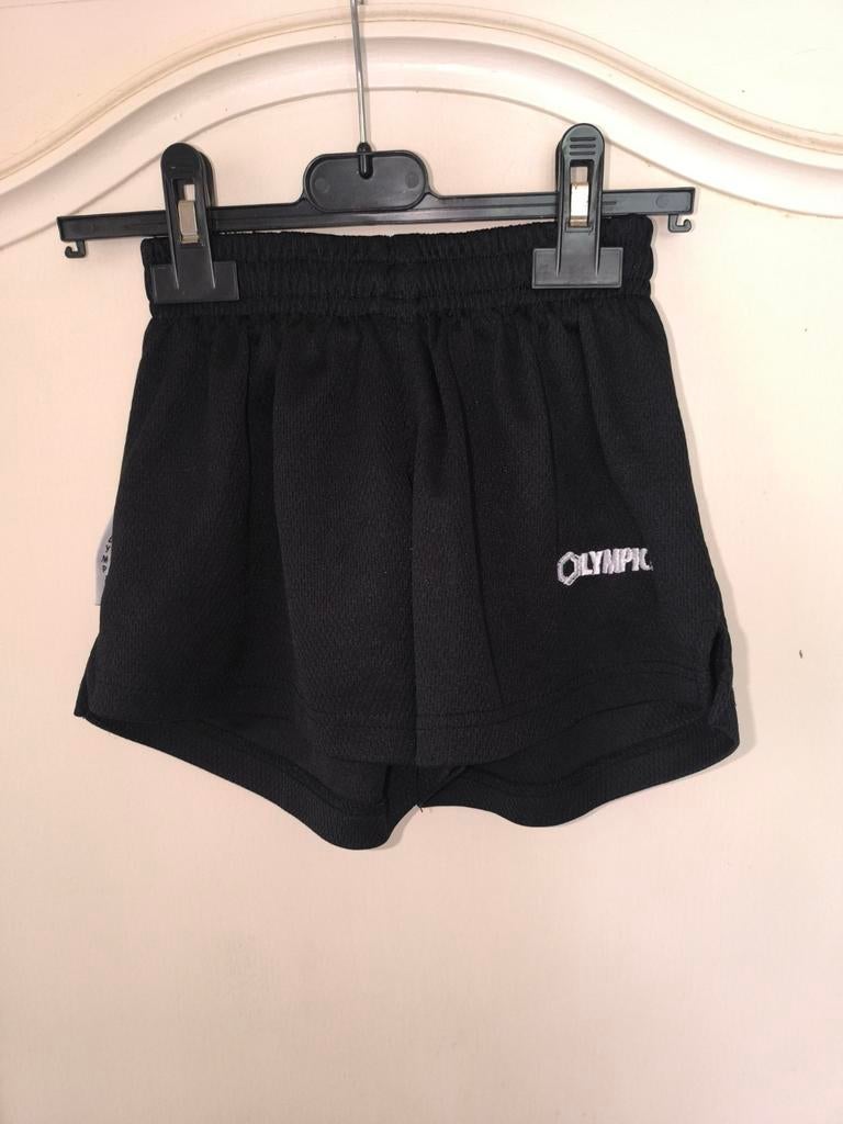 Shortje 110-116, Enfants & Bébés, Vêtements enfant | Taille 110, Enlèvement ou Envoi