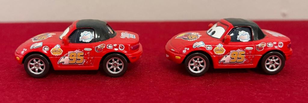 DISNEY CARS Mia & Tia Diecast 1:55, Hobby en Vrije tijd, Modelauto's | Overige schalen, Zo goed als nieuw, Auto, Ophalen of Verzenden