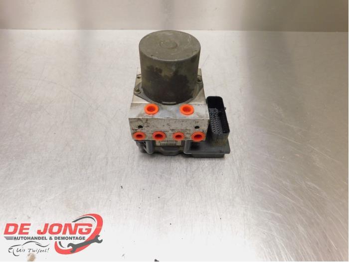 Pompe ABS d'un BMW 5-Serie, -, 3 mois de garantie, Utilisé, -