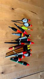 19 flotteurs à truite (2 à 5 g), pour la plupart inutilisés, Enlèvement ou Envoi, Comme neuf, Flotteur ou Plomb