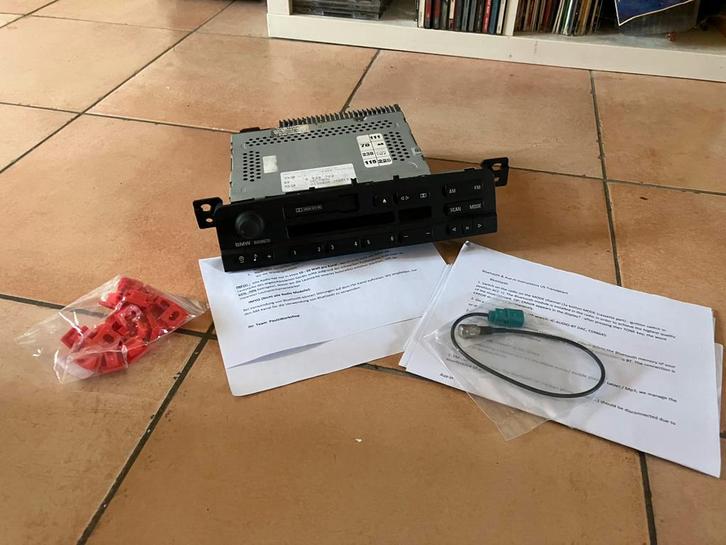 Autoradio BMW Business retrofit bluetooth E46 & E39, Autos : Divers, Autoradios, Comme neuf, Enlèvement ou Envoi