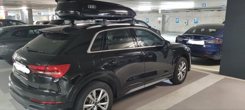 Coffre de toit Audi (310 litres) +  Barres de toit Audi Q3, Autos : Divers, Coffres de toit, Enlèvement