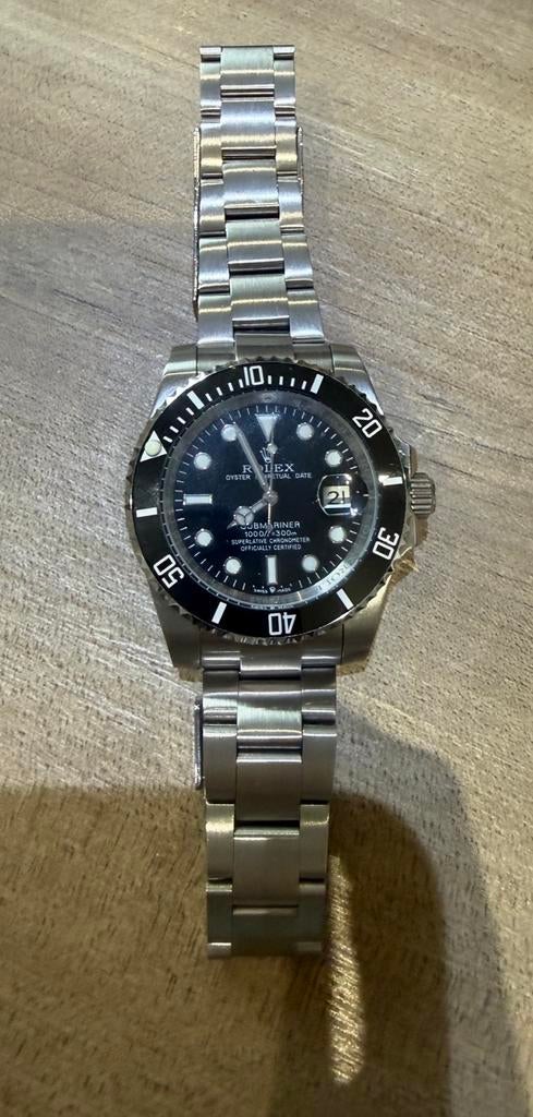 Montre homme Rolex submariner date, Bijoux, Sacs & Beauté, Montres | Hommes, Rolex, Enlèvement ou Envoi, Acier, Acier