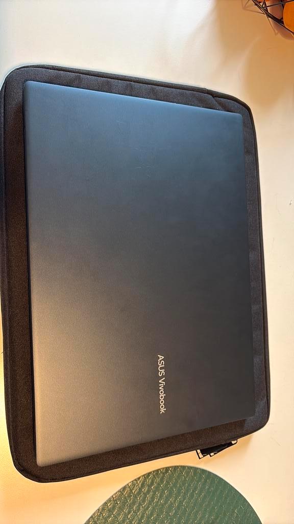 Asus Vivobook 16 pouces, Informatique & Logiciels, Ordinateurs portables Windows, Comme neuf, 16 pouces, SSD, 2 à 3 Ghz, 16 GB