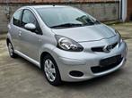 Toyota aygo 1.0 vvti _ 50kw / 116000km / 12 mois garantie!!, Auto's, Toyota, Voorwielaandrijving, Stof, 50 kW, Zwart