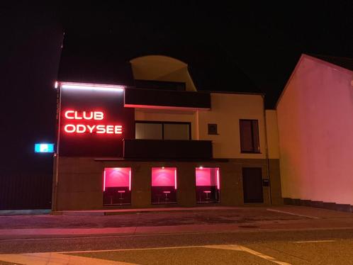 Recherche hôtesse/serveuse pour bar à champagne, Vacatures, Vacatures | Overige Vacatures