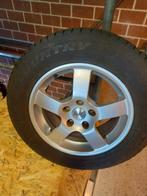 Vier winterbanden met velg voor Dacia. 215/65 R 16, Particulier, Te koop