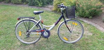 meisjesfiets beschikbaar voor biedingen