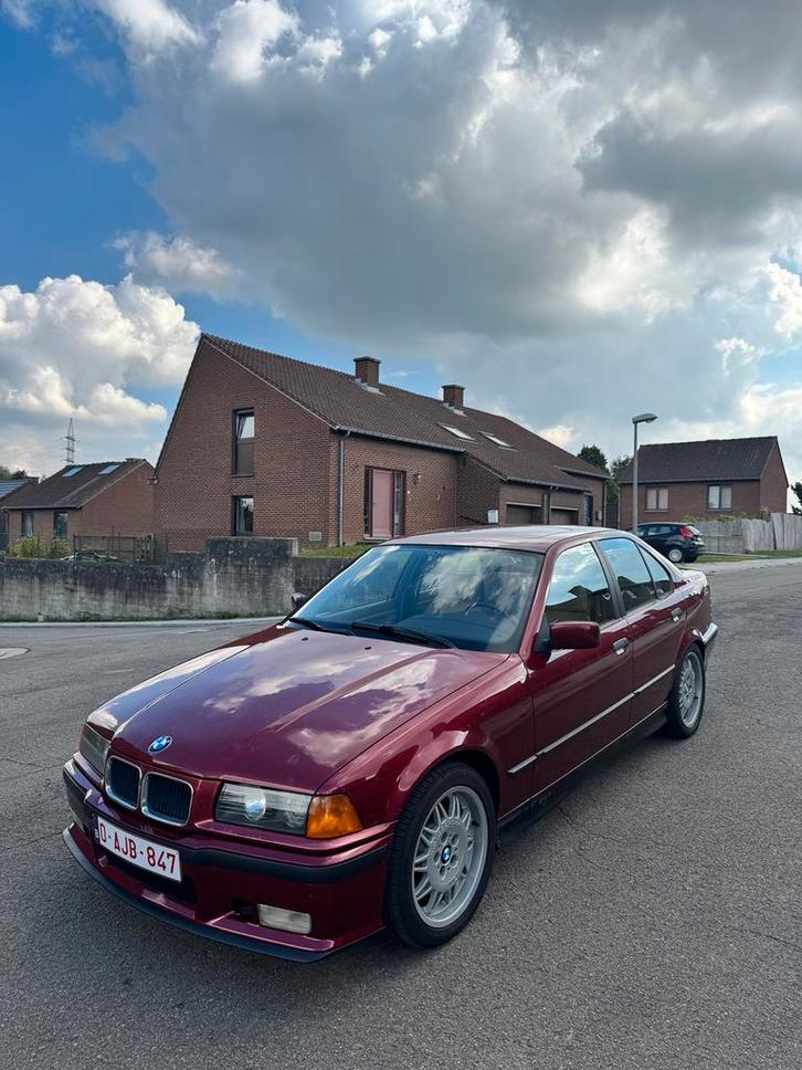 Bmw 325i e36 pack M, Auto's, BMW, Particulier, 3 Reeks, Benzine, Ophalen