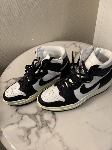 Nike Air Jordan 1 High Elevate Summit - maat 44 en 44,5  beschikbaar voor biedingen