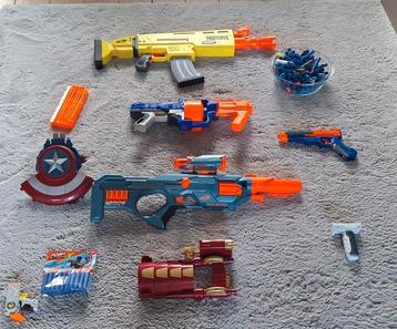 7 nerfblasters + extra magazijn + veel kogels beschikbaar voor biedingen