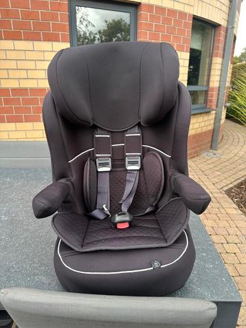 Autostoel isofix beschikbaar voor biedingen