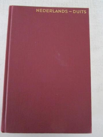 Vintage woordenboek Nederlands – Duits (1971) beschikbaar voor biedingen