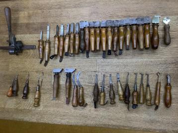 lot gereedschap leerbewerking schoenmaker, zadelmaker beschikbaar voor biedingen