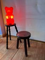 Vintage brutalist houten kruk, Enlèvement