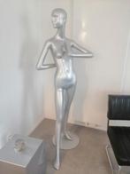 Superbe mannequin de la marque SCHLAPPI made in Switzerland., Vêtements | Femmes, Vêtements Femmes Autre, Enlèvement, Comme neuf