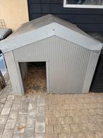 Geisoleerd hok, Dieren en Toebehoren, Ophalen, Zo goed als nieuw