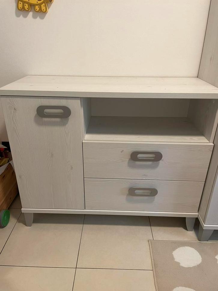 Luierkast, Kinderen en Baby's, Kinderkamer | Commodes en Kasten, Zo goed als nieuw, Kast, Ophalen