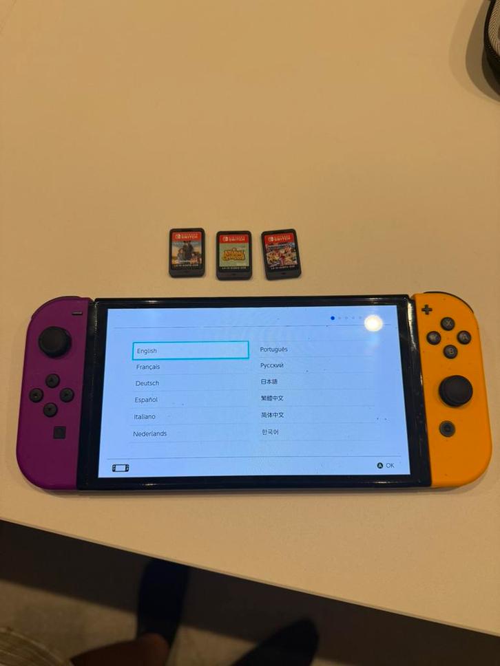 Nintendo Switch Oled met game‘s, Games en Spelcomputers, Spelcomputers | Nintendo Switch, Zo goed als nieuw, Switch OLED, Ophalen of Verzenden