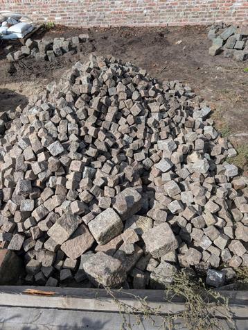 Kinderkopjes graniet kleine kasseien beschikbaar voor biedingen
