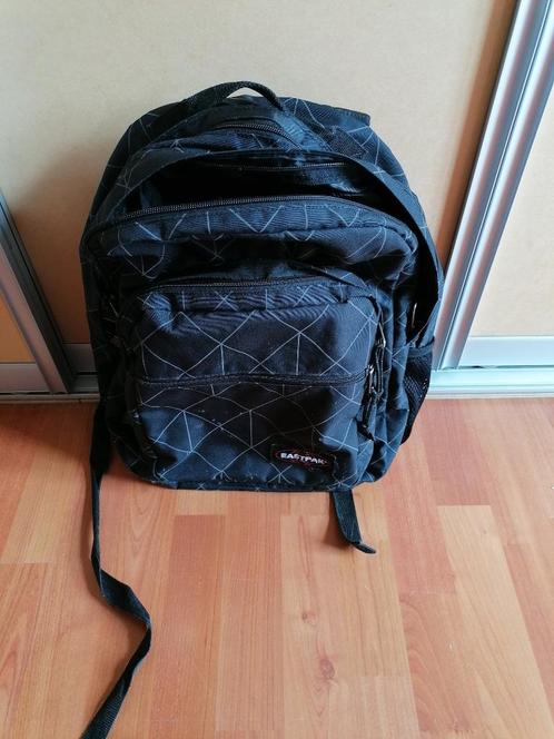 Eastpak schooltas (rugzak), Handtassen en Accessoires, Tassen | Schooltassen, Gebruikt, Rugtas, Zwart, Ophalen of Verzenden