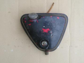 Pièces pour motos et vélomoteurs anciens beschikbaar voor biedingen