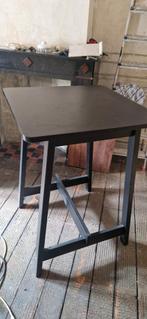 Hoge tafel met 2 kinderstoelen, Huis en Inrichting, Ophalen of Verzenden, Zo goed als nieuw