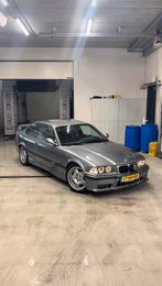 BMW E36 320i Handbak 1993 M Pakket, Auto's, Achterwielaandrijving, Zwart, Leder, Zilver of Grijs