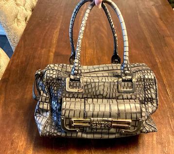 Te koop originele Guess dames handtas . beschikbaar voor biedingen