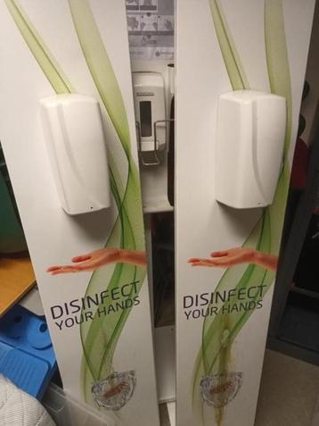 Zuil - dispensers  beschikbaar voor biedingen