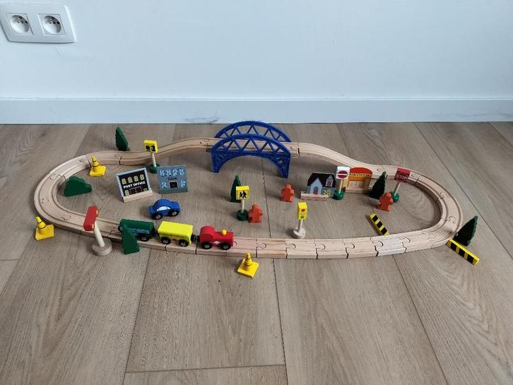 Houten treinset, 57delig, Kinderen en Baby's, Speelgoed | Houten speelgoed, Ophalen