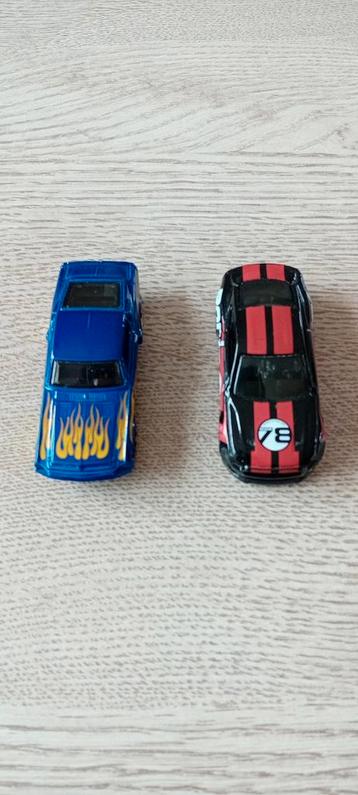 Voitures miniatures 1/64 Mustang GT et Shelby
