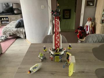 Playmobil Mars-raket lanceerplatform (70 cm) beschikbaar voor biedingen