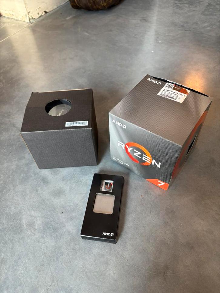 Amd Ryzen 3700x socket AM4 processor, Computers en Software, Processors, Zo goed als nieuw, Ophalen of Verzenden
