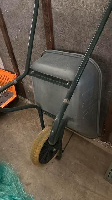 Kruiwagen 90L volle band beschikbaar voor biedingen