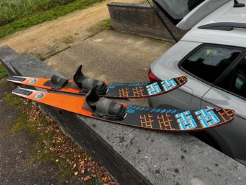 Water Ski's beschikbaar voor biedingen