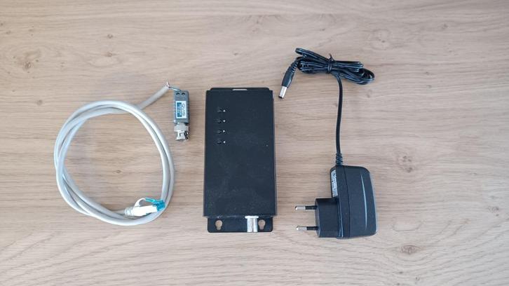 AD001 VIDEO TO VGA CONVERTER + TT-101A, Audio, Tv en Foto, Converters, Gebruikt, Ophalen of Verzenden