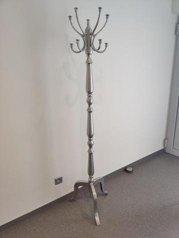 Aluminium kapstok 180 cm. beschikbaar voor biedingen