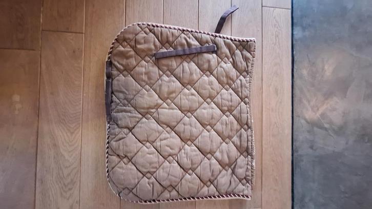 Zadeldekjes en bandages, Dieren en Toebehoren, Paarden en Pony's | Dekens en Dekjes, Zo goed als nieuw, Ophalen of Verzenden