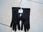 Damens Zwarte feesthandschoen Maat 9, Kleding | Dames, Mutsen, Sjaals en Handschoenen, Ophalen of Verzenden, Zo goed als nieuw