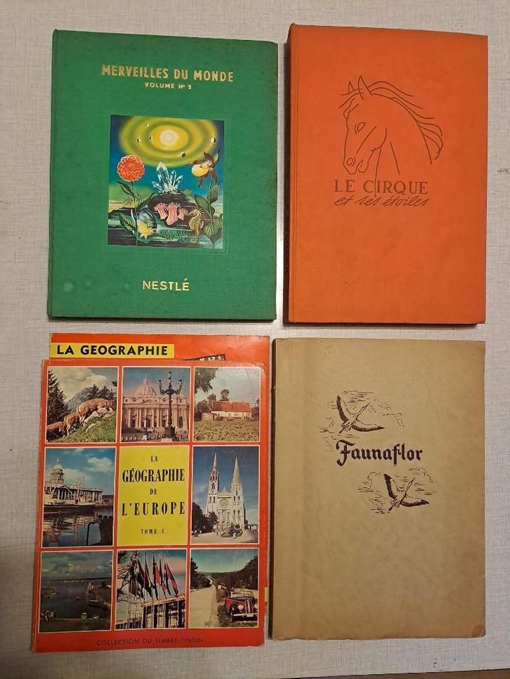 5 très anciens Albums : Artis 1949 - Faunaflor 1955 - Tintin, Boeken, Prentenboeken en Plaatjesalbums, Gelezen, Ophalen of Verzenden