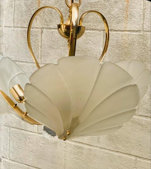 Vintage plafond lamp messing schelpen opaalglas, Huis en Inrichting, Lampen | Hanglampen, Zo goed als nieuw, Ophalen