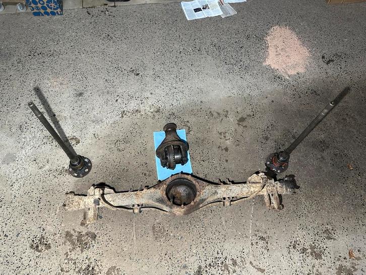 Toyota corolla ae86 achteras en subframe, Autos : Pièces & Accessoires, Autres pièces automobiles, Toyota, Enlèvement