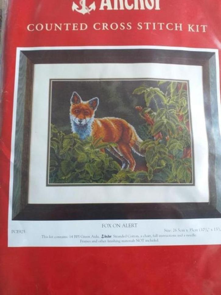 Borduurpakket Fox on Alert van Anchor, Hobby en Vrije tijd, Borduren en Borduurmachines, Nieuw, Borduurpakket, Verzenden