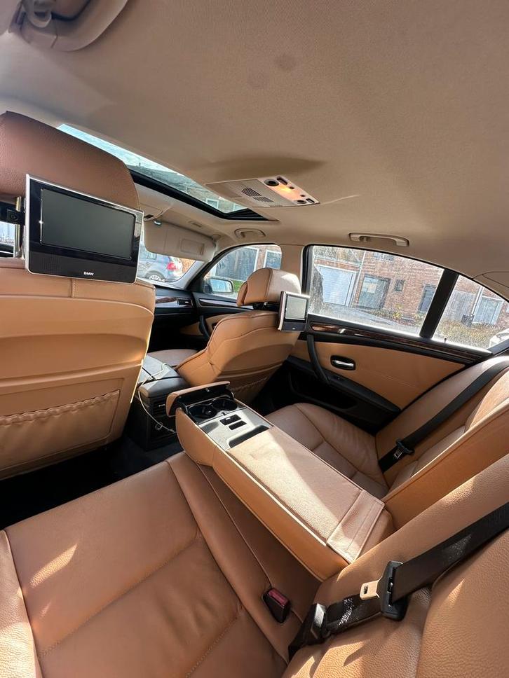 E60 525d, Auto's, BMW, Bedrijf, 5 Reeks, Diesel, Euro 4, Berline, 5 deurs, Automaat, Zilver of Grijs, Beige, Leder, Ophalen