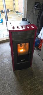 Poêle à pellets ravelli mavi, Maison & Meubles, Poêles, Enlèvement