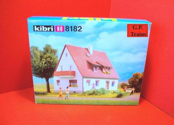 Eengezinswoning of type villa - Kibri 182 H0 - 1:87 beschikbaar voor biedingen