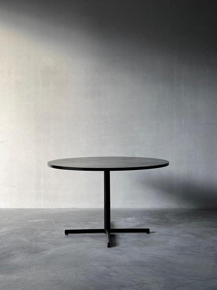 Vintage bauhaus ronde eettafel, Maison & Meubles, Tables | Tables mange-debout, Comme neuf, Enlèvement