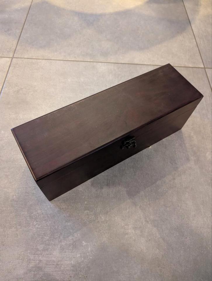 Coffret Sommelier + Bouteille Vin Château La Garousse 2006, Collections, Vins, Enlèvement